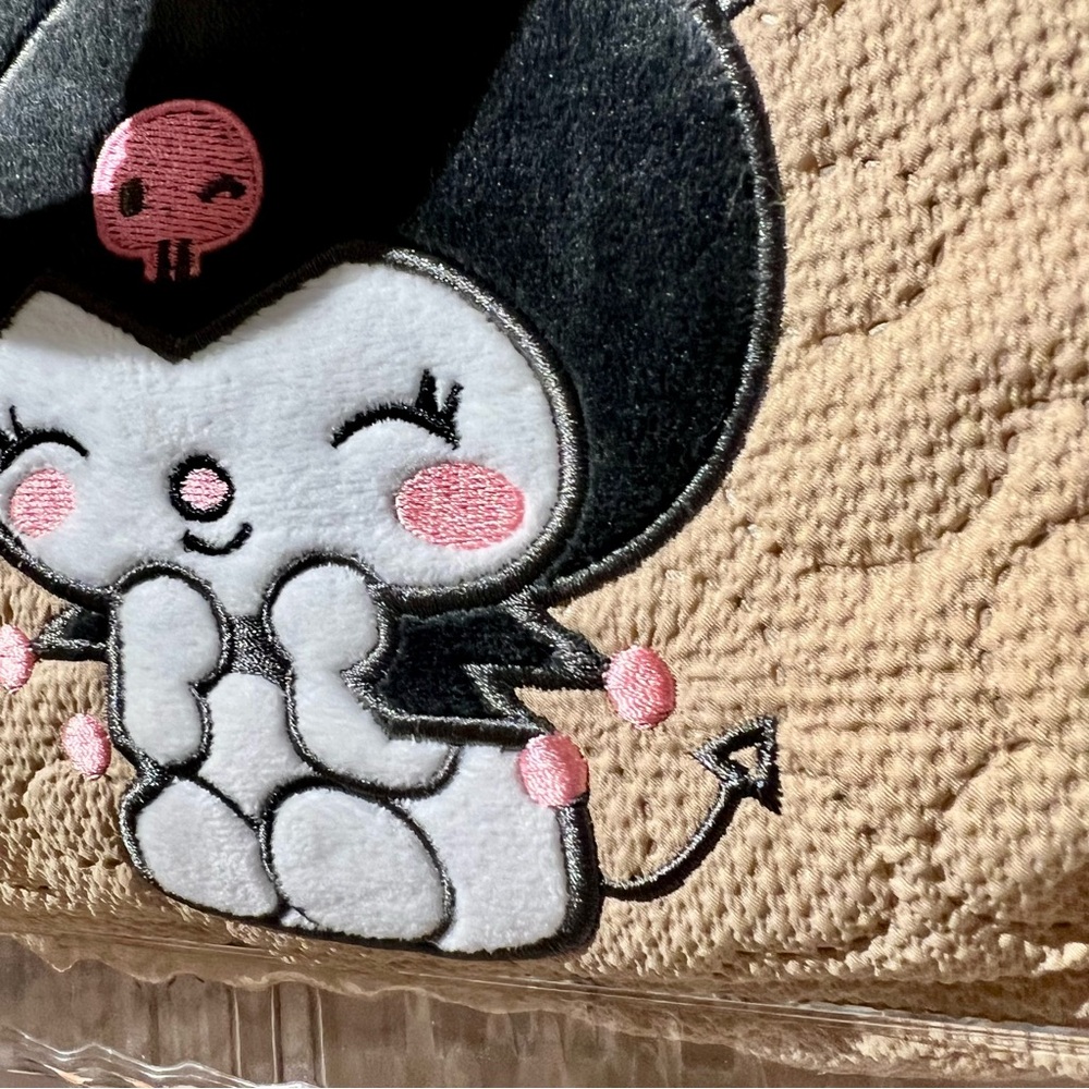 Kuromi KuKu Tan stitch Quilted Tote Bag - Picture 2 of 8